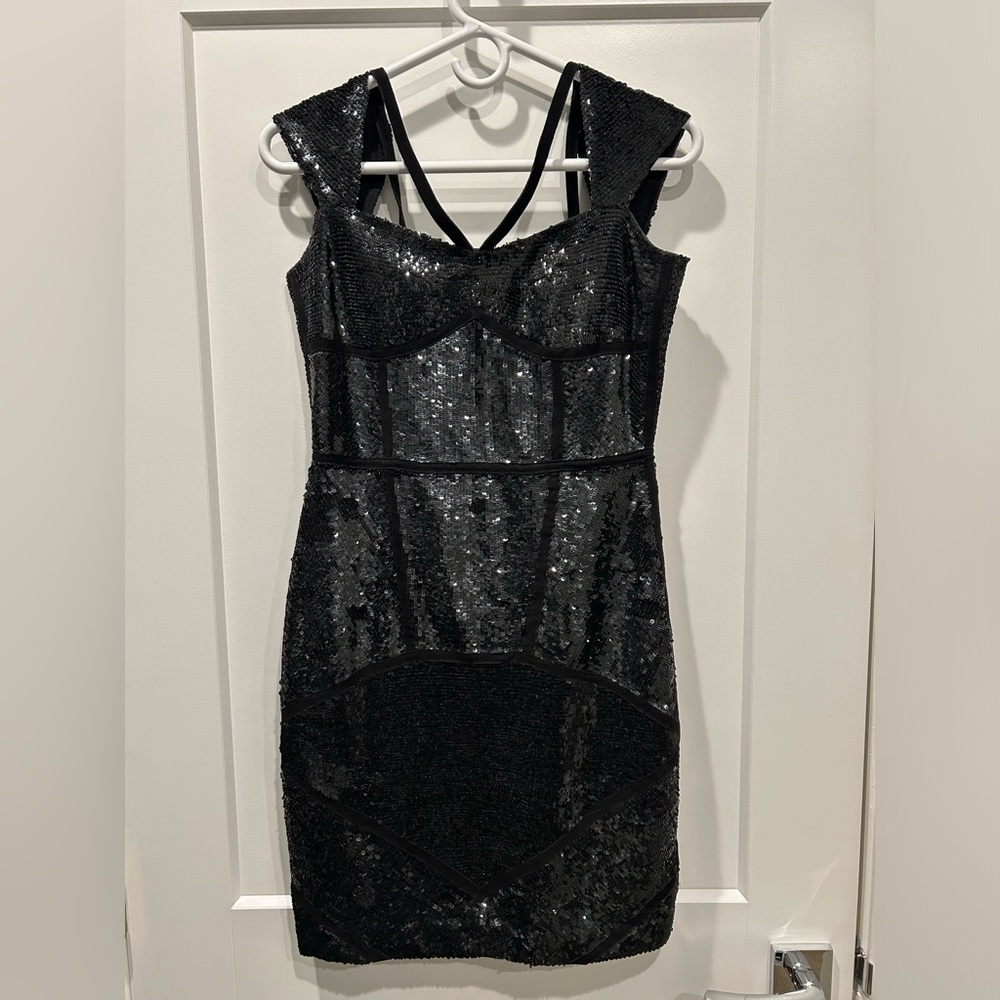 Black sequin cocktail dress Renzo and Kai Size Medium (6-8) designer formal